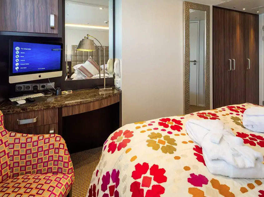 Amawaterways - Amalucia - CAT. CA Stateroom 1.png